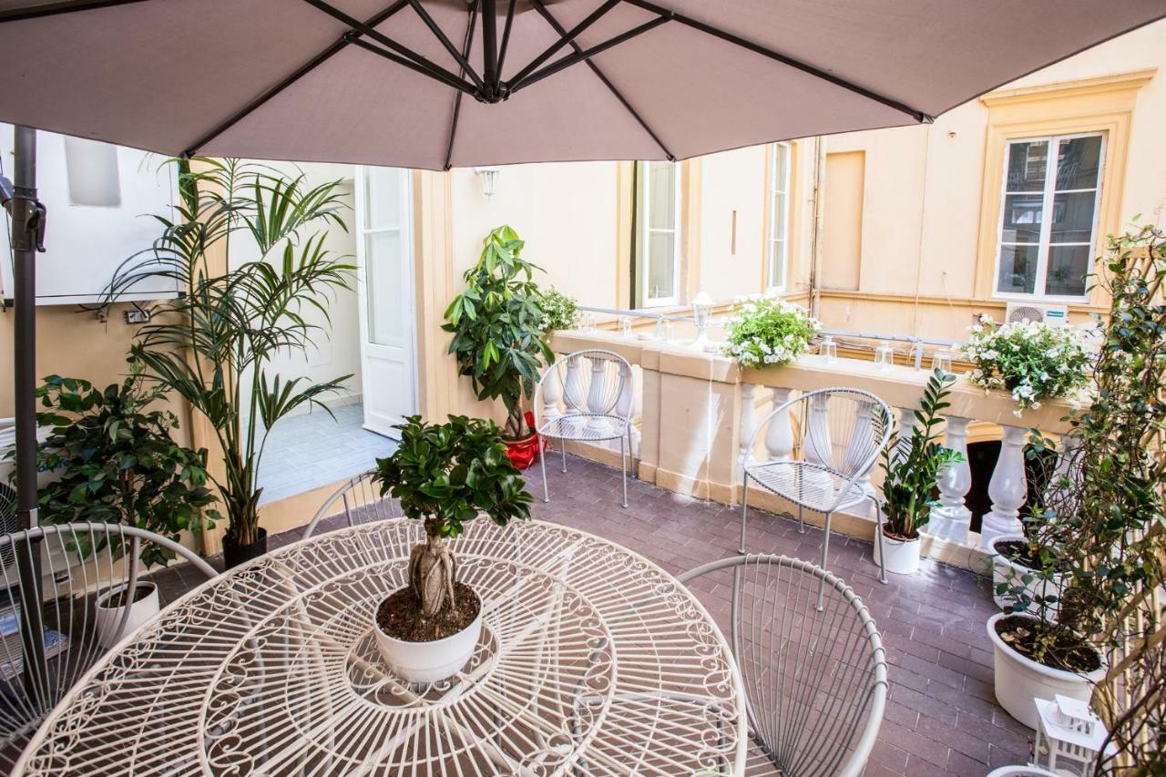 Regina Elena Bed and Breakfast Neapel Exteriör bild